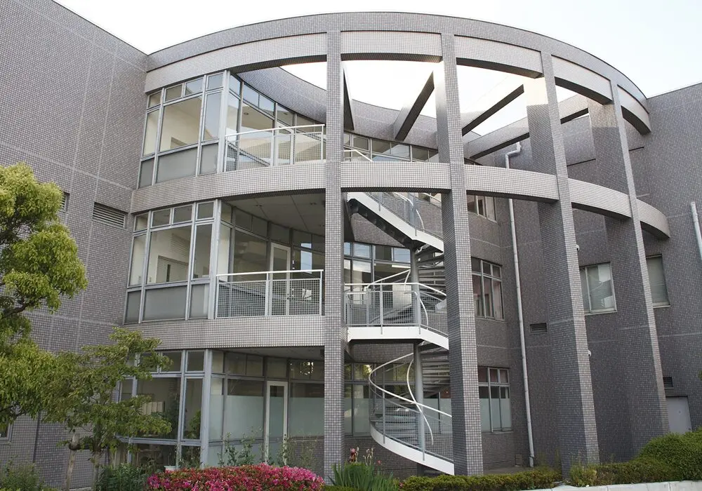 関西労災看護専門学校